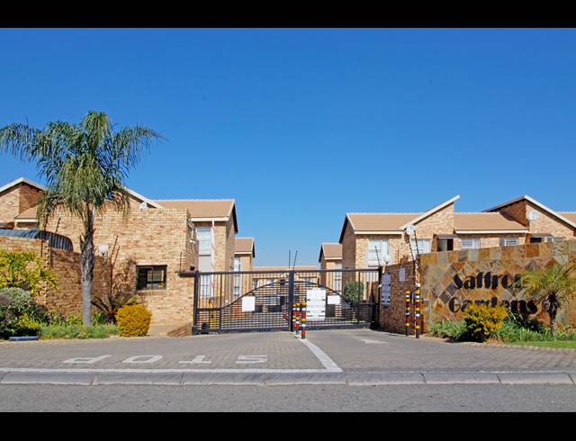 2 BEDROOM APARTMENT FOR SALE IN HONEYPARK